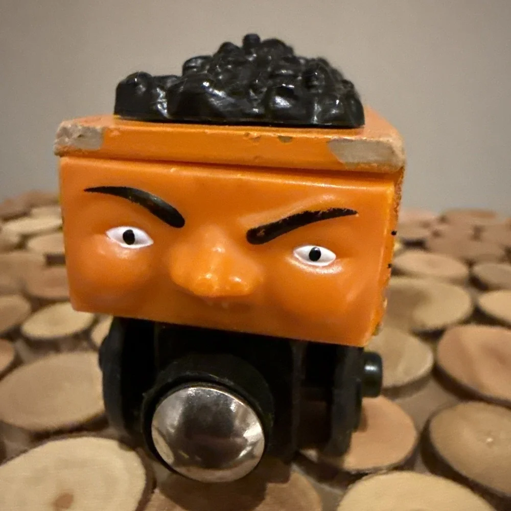 Thomas & Friends Wooden Railway Tank Train Engine‎ Fred Pelhay Coal Car